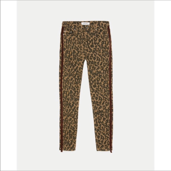 Zara Denim - “NWT” Zara Mid Rise Skinnies